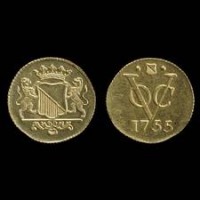 Золотая монета чеканенная голландской ост индийской компанией.