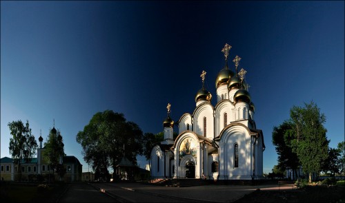 Город Переславль в Ярославской области славится своими монастырями