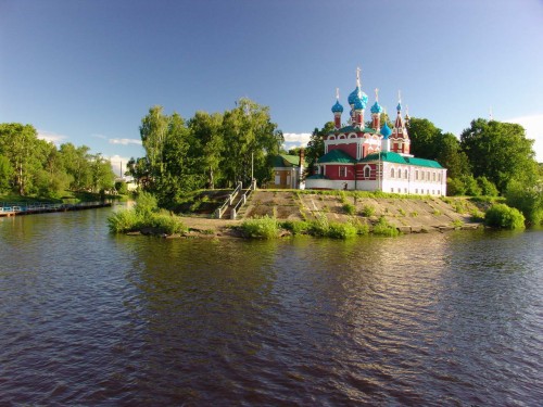 Город Углич в Ярославской области - один из древнейших городов России